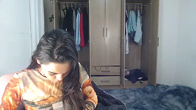 fairylatin222 online show from 03-04-25, 11:11