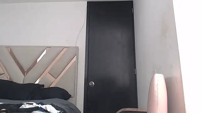 fairylatin222 online show from 10-27-25, 01:15