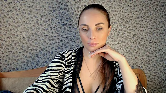 Tinadream20 online show from 01-24-25, 08:44