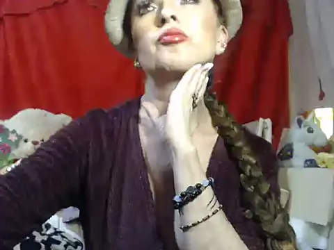 hottieperla online show from 12-04-25, 07:00