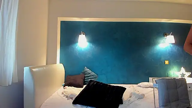 Awesome Jolie online show from 12-10-24, 07:58