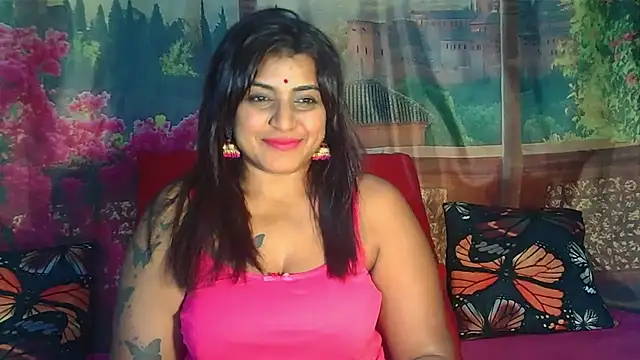 Snapshot of RoyalIndianCreamPuff chatting on 06-12-26, 06:40 RoyalIndianCreamPuff online show from 06-12-26, 06:40