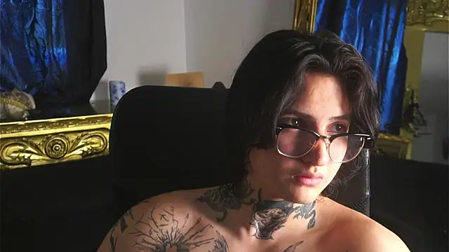 dantecoppolaa  online show from 01-07-25, 03:54