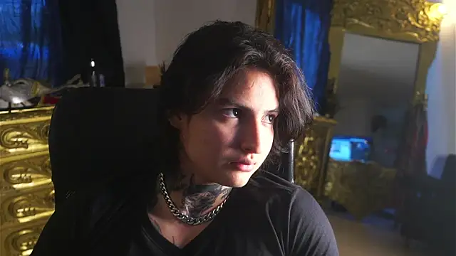 dantecoppolaa  online show from 01-23-25, 03:43