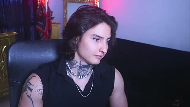 dantecoppolaa  online show from 03-04-25, 02:21