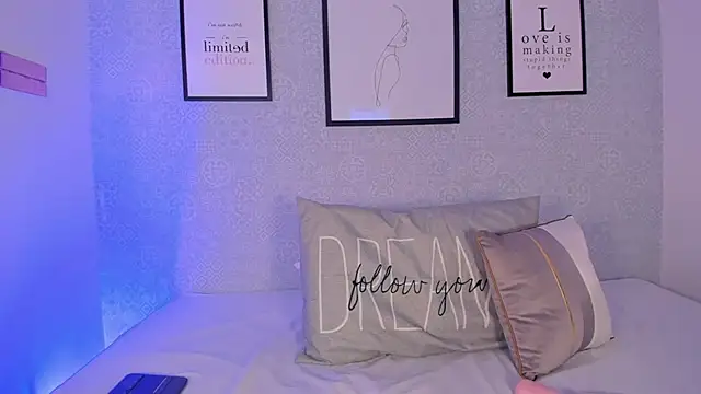 Natasha harper online show from 04-17-26, 12:08