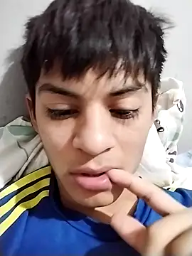 Snapshot of cachondo777t chatting on 12-16-25, 11:15 cachondo777t online show from 12-16-25, 11:15