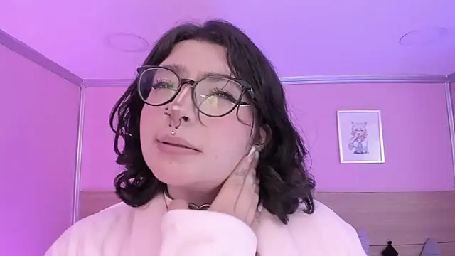 Snapshot of Sachi_Meow chatting on 02-06-25, 03:09 Sachi Meow online show from 02-06-25, 03:09