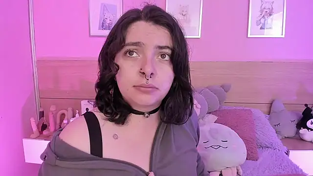 Snapshot of Sachi_Meow chatting on 03-15-25, 11:40 Sachi Meow online show from 03-15-25, 11:40