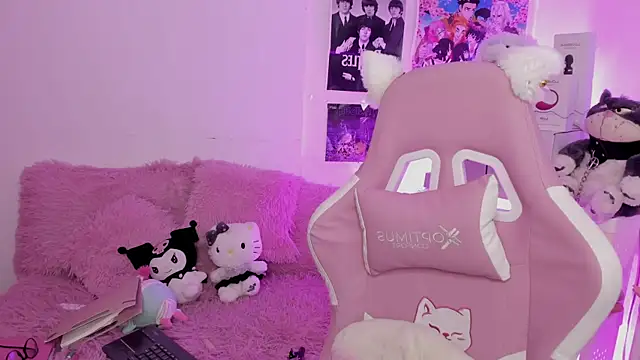 Snapshot of Sachi_Meow chatting on 12-22-25, 05:21 Sachi Meow online show from 12-22-25, 05:21