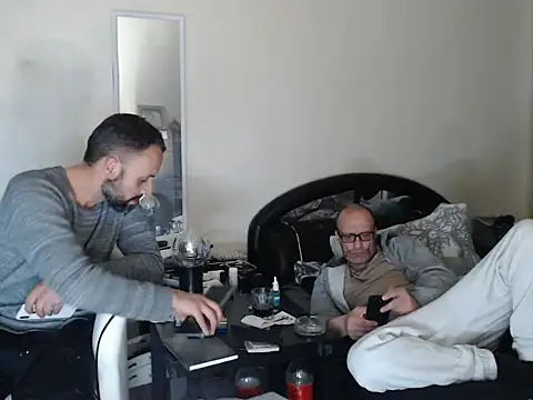 Terizizz online show from 04-21-26, 02:51