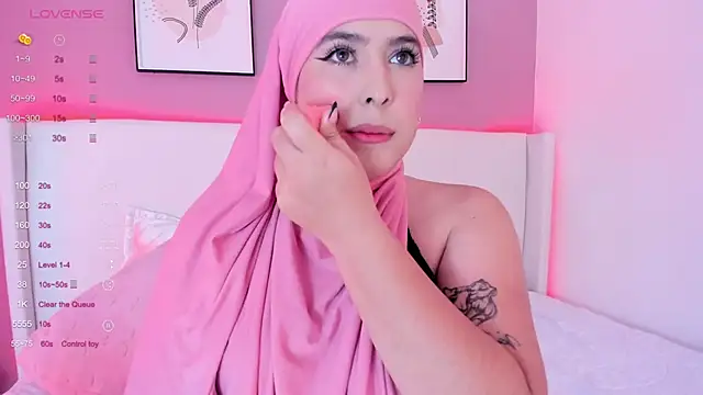 Snapshot of zahida_s chatting on 01-08-25, 07:03 zahida s online show from 01-08-25, 07:03