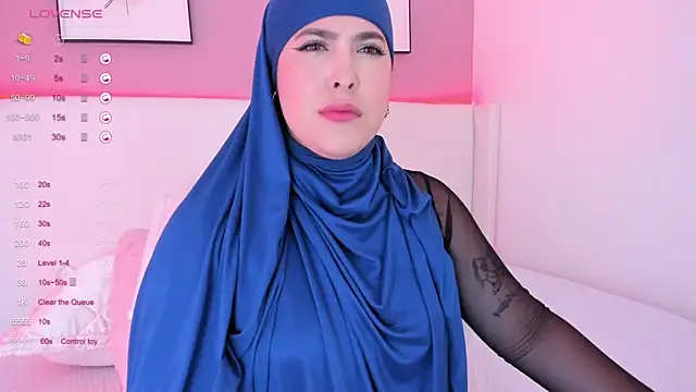 Snapshot of zahida_s chatting on 02-25-25, 10:07 zahida s online show from 02-25-25, 10:07