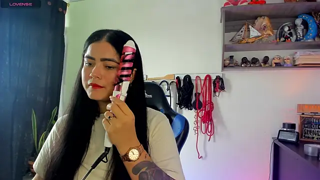Snapshot of scarlet-kennedy98 chatting on 12-21-24, 08:10 scarlet-kennedy98 online show from 12-21-24, 08:10