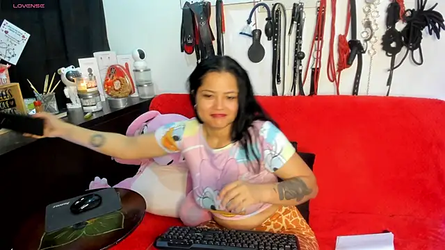 Snapshot of scarlet-kennedy98 chatting on 03-03-25, 12:48 scarlet-kennedy98 online show from 03-03-25, 12:48