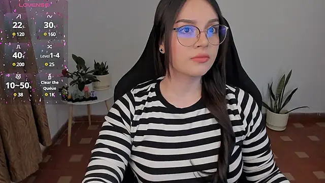 Snapshot of anaveleeez chatting on 12-05-24, 05:48 anaveleeez online show from 12-05-24, 05:48