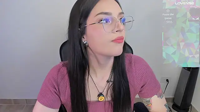 anaveleeez online show from 06-05-26, 12:17