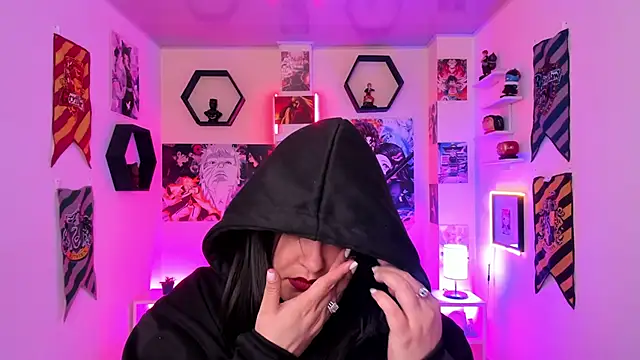 Luise Meyrink online show from 02-01-25, 08:08