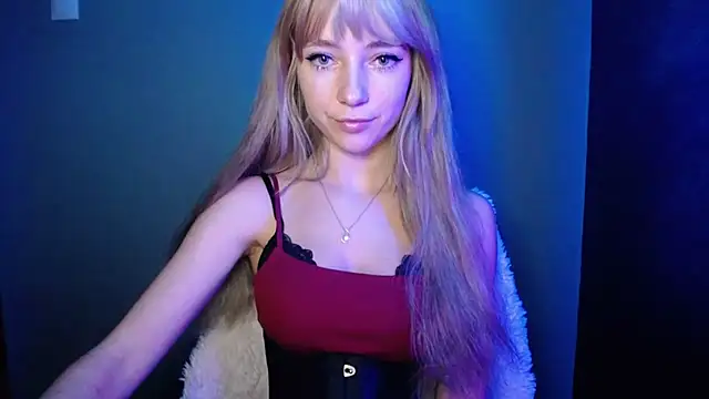 LuciaYoung online show from 10-24-25, 06:32