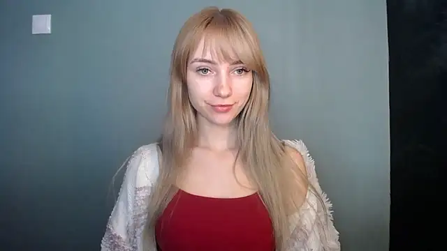 LuciaYoung online show from 01-18-26, 08:29