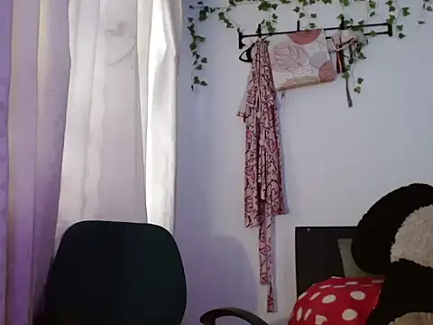 Snapshot of _annie_rosse chatting on 06-22-26, 08:39 annie rosse online show from 06-22-26, 08:39