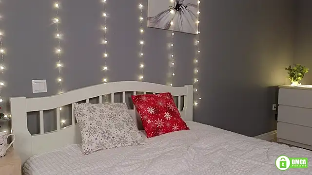 CutieBeauty online show from 01-16-25, 03:02