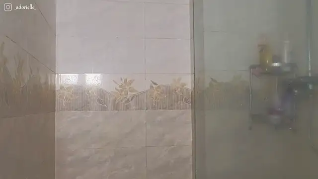 Snapshot of CutieBeauty chatting on 07-01-26, 04:03 CutieBeauty online show from 07-01-26, 04:03