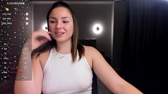 Snapshot of ThreeshaWhite chatting on 02-09-25, 05:43 ThreeshaWhite online show from 02-09-25, 05:43