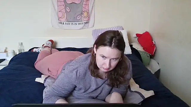 franceska blue online show from 12-20-24, 01:11