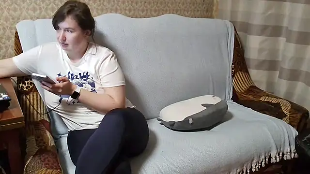 franceska blue online show from 11-26-25, 09:16