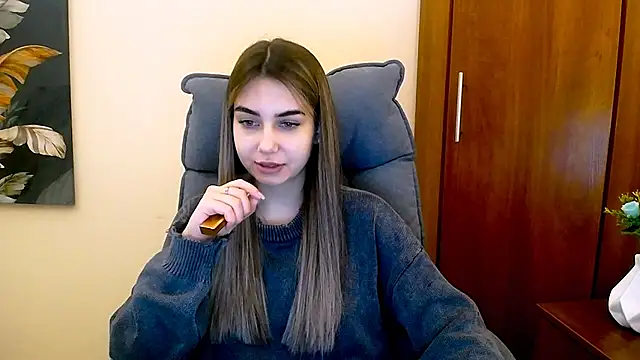 Lili magic online show from 01-27-25, 03:18