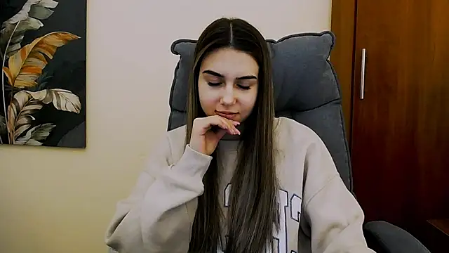 Lili magic online show from 02-21-25, 04:48