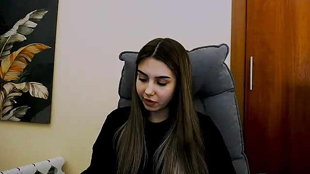 Lili magic online show from 03-07-25, 04:00