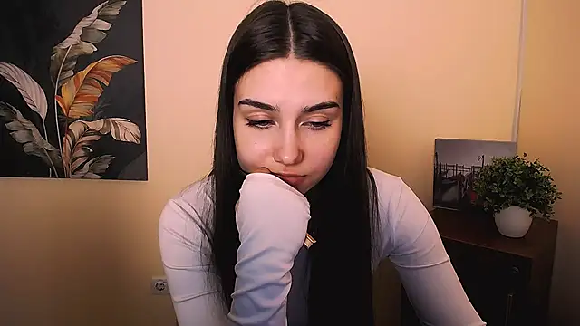 Lili magic online show from 09-17-25, 12:29