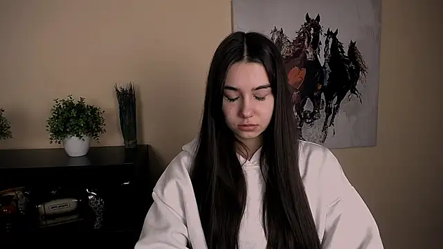 Snapshot of Lili_magic chatting on 12-19-25, 01:07 Lili magic online show from 12-19-25, 01:07