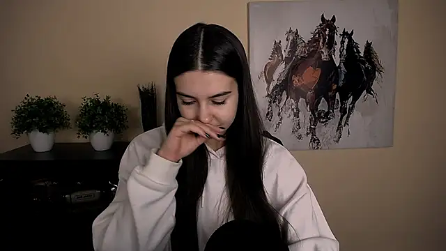 Snapshot of Lili_magic chatting on 02-07-26, 09:57 Lili magic online show from 02-07-26, 09:57