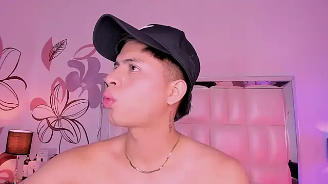 Niicky1  online show from 12-12-24, 12:05