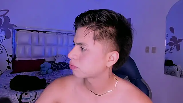 Niicky1  online show from 02-25-25, 08:51