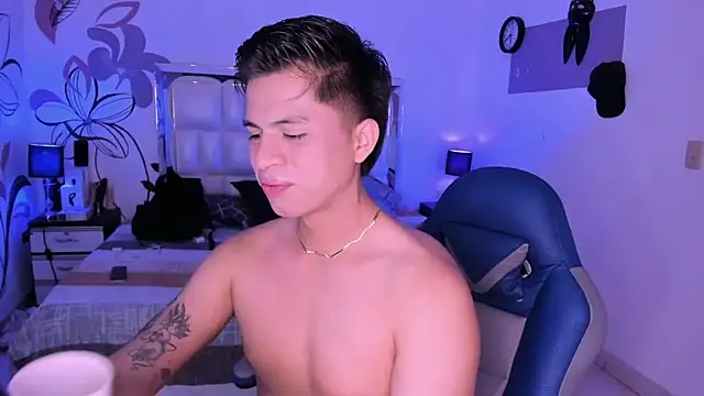 Niicky1  online show from 02-28-25, 08:50