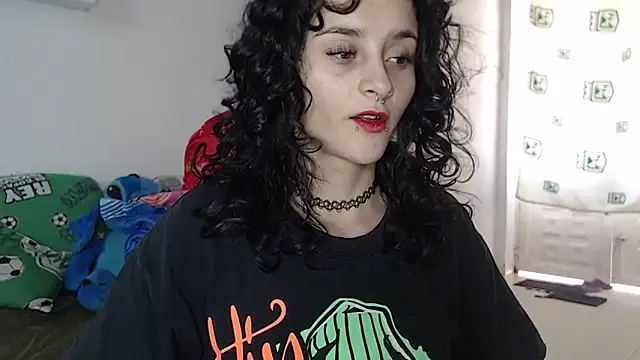 kitty22  online show from 12-04-24, 03:21