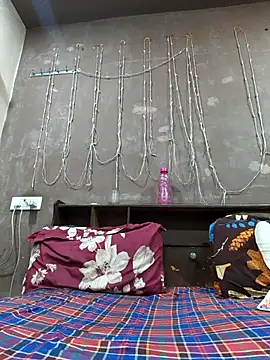 lund lol online show from 04-26-26, 08:23