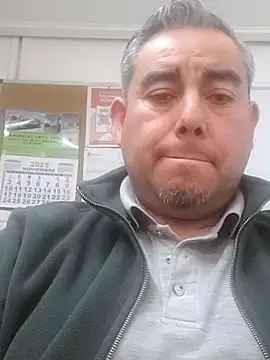 Snapshot of Manolete007x chatting on 11-25-25, 10:54 Manolete007x online show from 11-25-25, 10:54