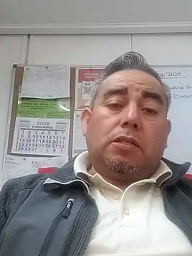 Snapshot of Manolete007x chatting on 01-09-26, 08:32 Manolete007x online show from 01-09-26, 08:32