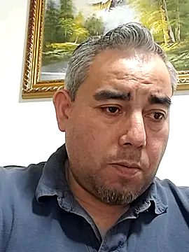 Snapshot of Manolete007x chatting on 01-12-26, 01:11 Manolete007x online show from 01-12-26, 01:11