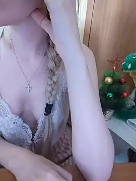 Elza kom online show from 12-28-24, 05:23