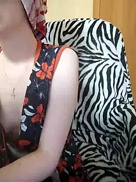 Elza kom online show from 02-01-25, 09:32