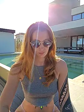 Snapshot of Laurahorney_xo chatting on 01-28-25, 12:43 Laurahorney xo online show from 01-28-25, 12:43