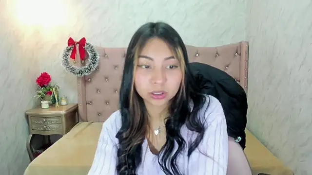 Snapshot of XSmaggiiee chatting on 01-06-25, 02:58 XSmaggiiee online show from 01-06-25, 02:58