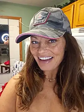 Erotic and Exotic online show from 01-08-26, 05:43