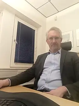 tom-swede online show from 01-16-25, 03:35